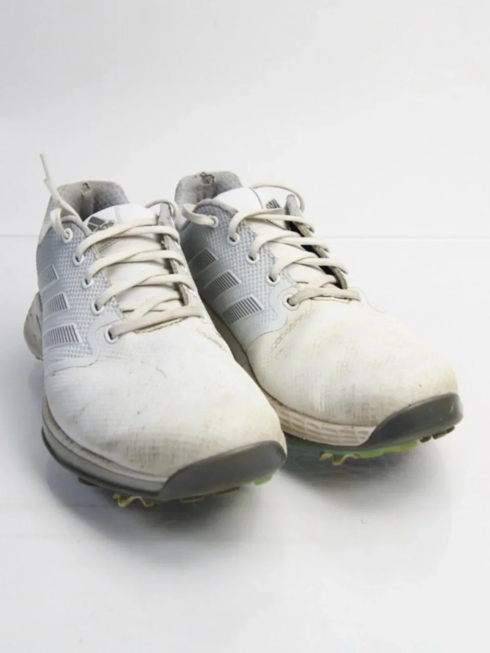 Mens used Adidas golf shoes.   Size 8